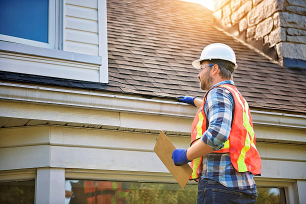 Roofing in Le Claire